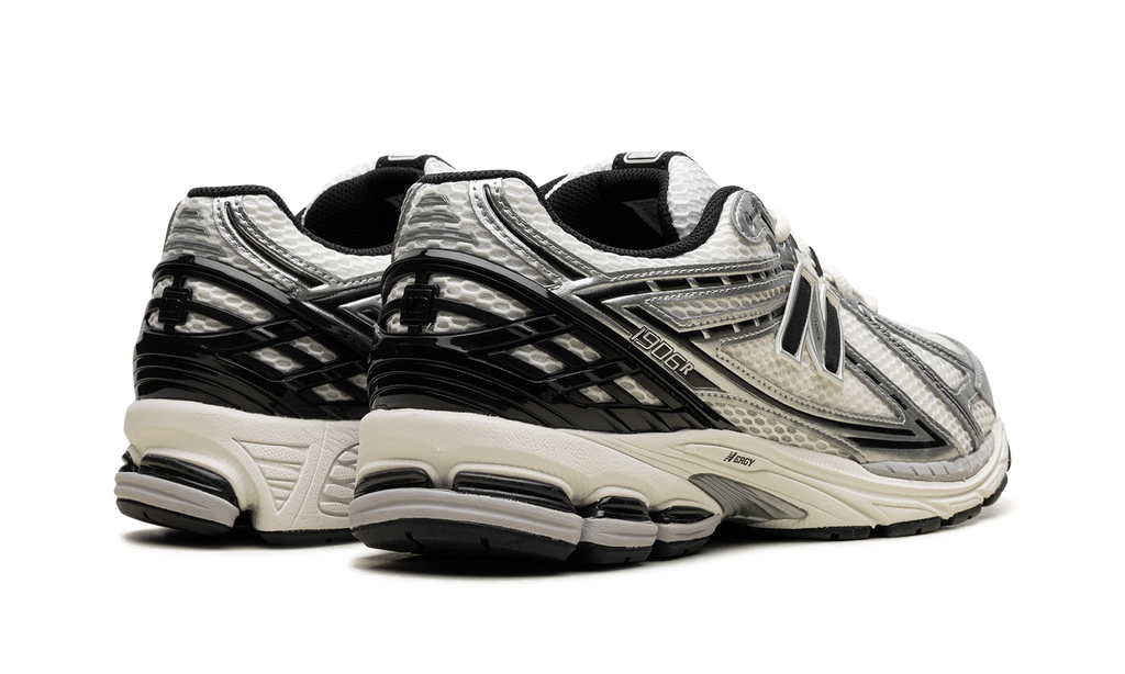 New Balance M1906 "METALLIC SILVER" M1906RER