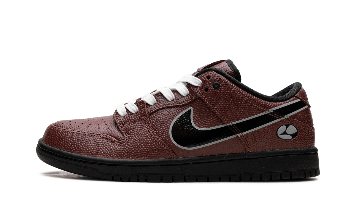 Nike SB Dunk Low "Limosine Skateboard" HJ4131 200
