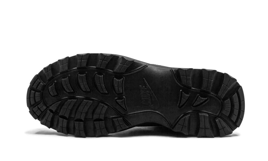 Nike Manoadome "Black" 844358 003