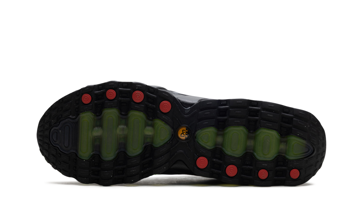Nike Air Max Dn8 "Black Volt" FQ7860 003
