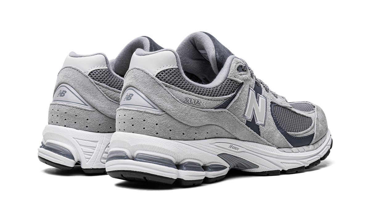 New Balance 2002R "STEEL LEAD ORCA" M2002RST