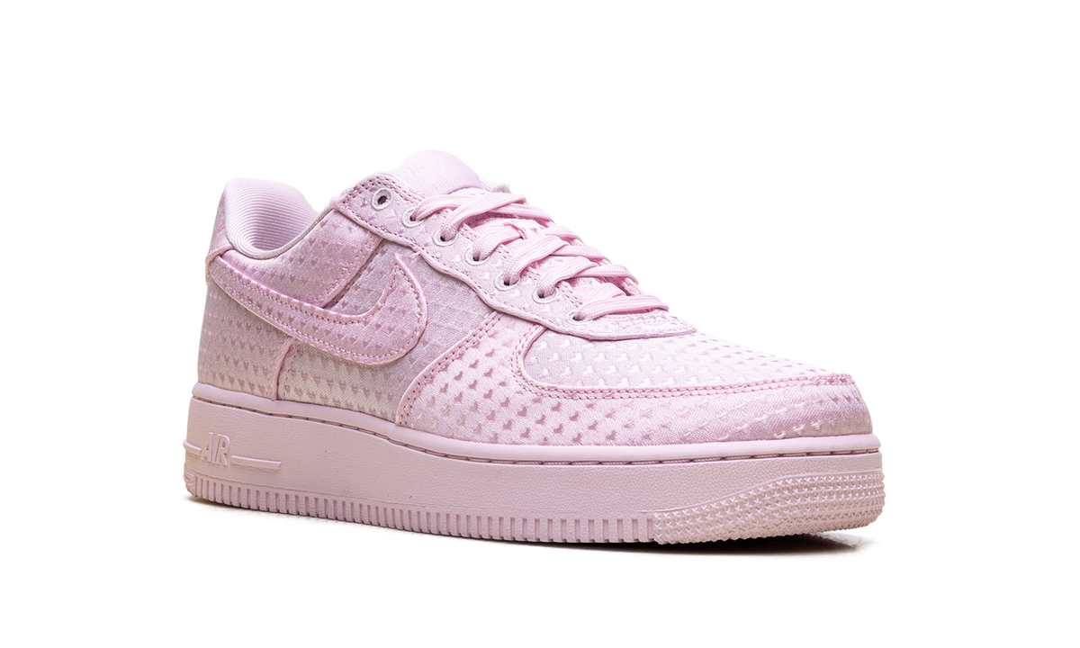 Nike Air Force 1 Low WMNS "Valentine's Day - Pink Foam" IQ9965 601