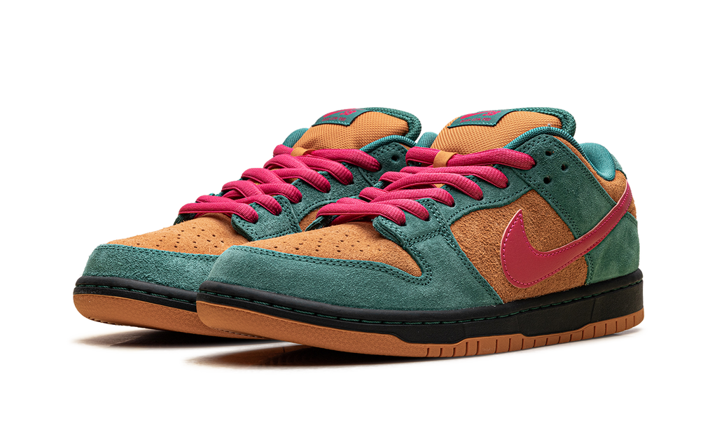 Nike SB Dunk Low Pro "Green Noise Watermelon" HQ1625 301