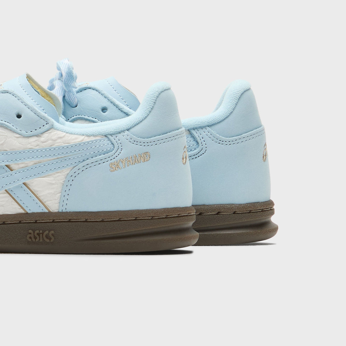 ASICS Skyhand OG - White / Faded Denim