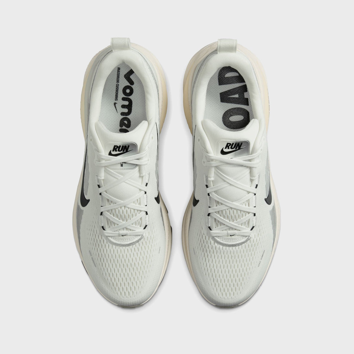 Nike Vomero 18 - Summit White / Black / Coconut Milk