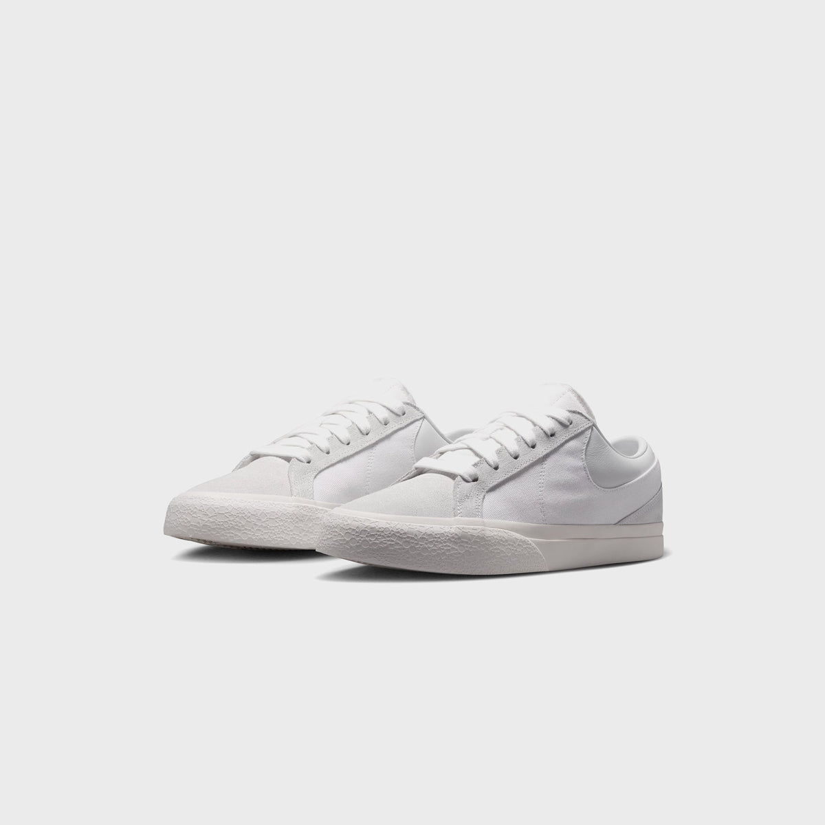 Nike Blazy - White / Sail