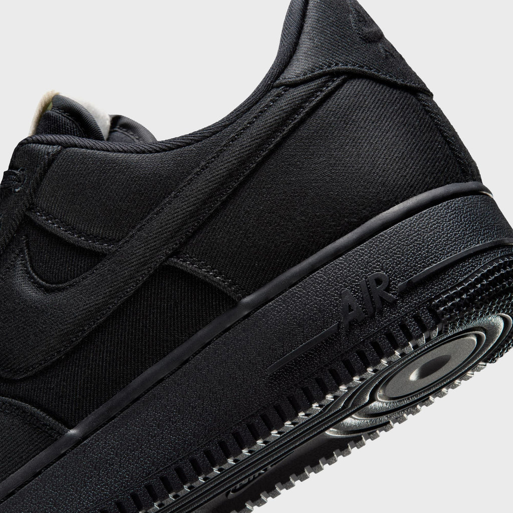 Nike Air Force 1 '07 LV8 - Black / Sail / Phantom