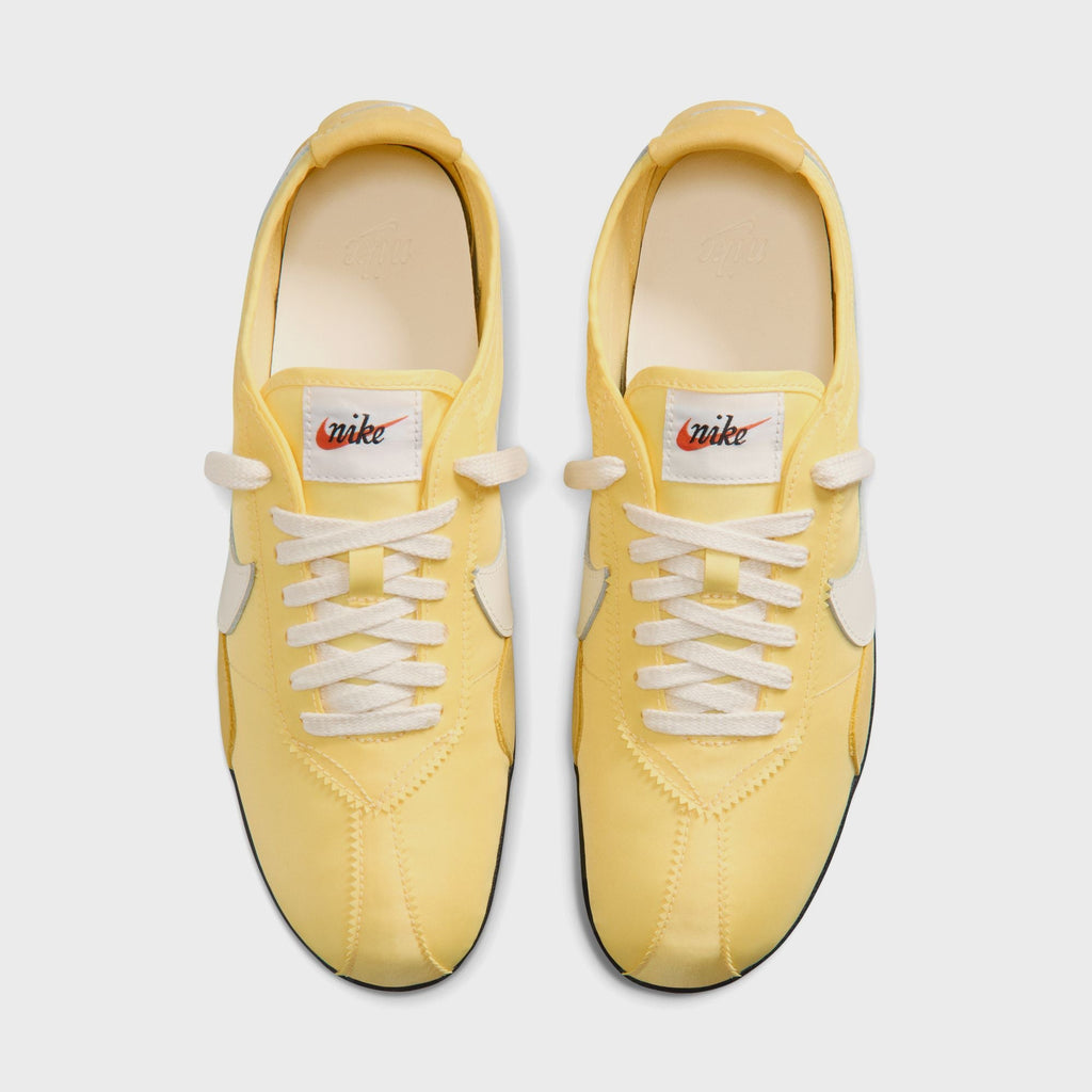 Nike WMNS Moon Shoe OG - Soft Yellow / Black / Soft Pearl