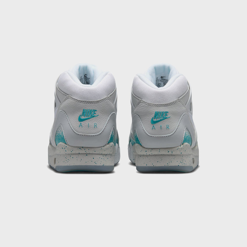 Nike Air Tech Challenge II - Photon Dust / White / Dusty Cactus / Picante Red / Sundial / Blue Tint