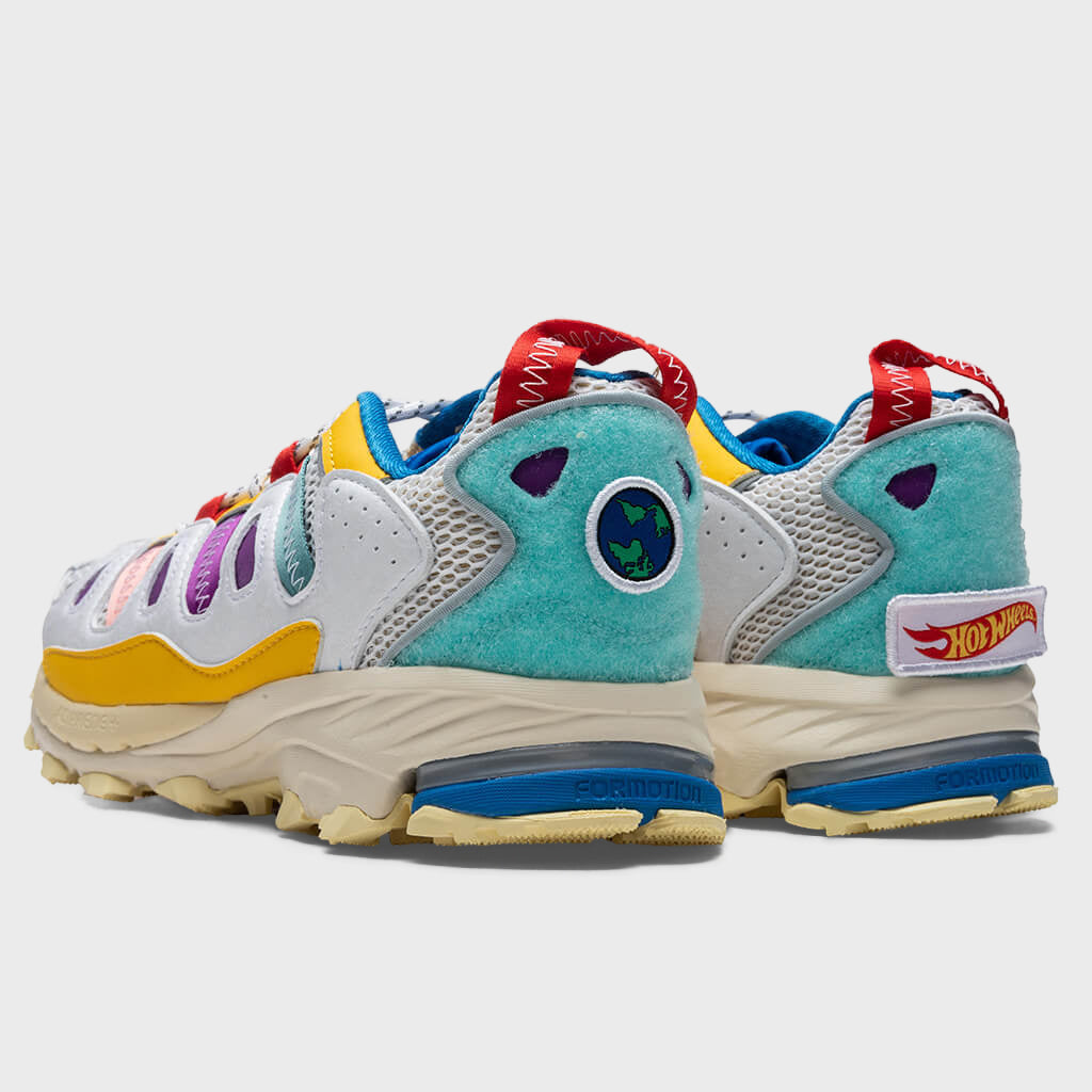 adidas Originals x Sean Wotherspoon x HW SuperTurf - Multicolor