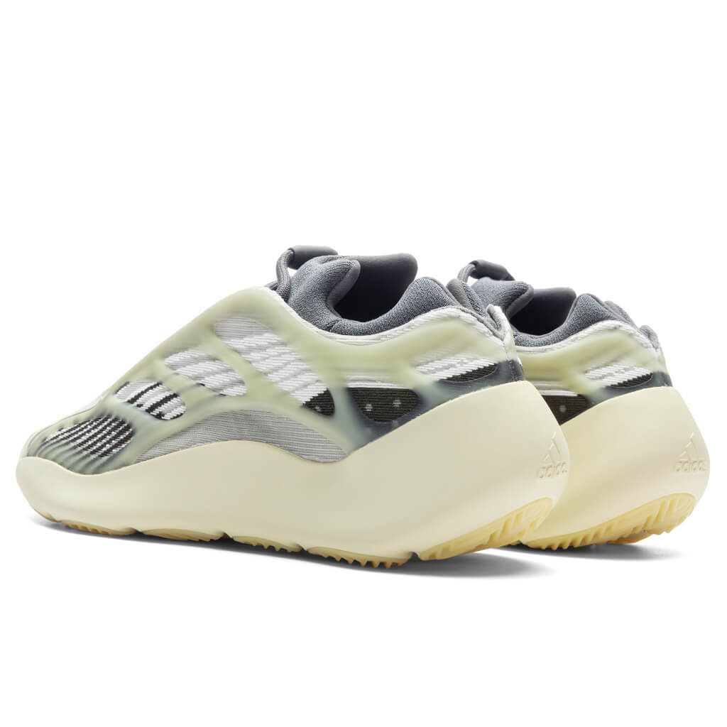 Adidas Originals 700 V3 - Faded Salt