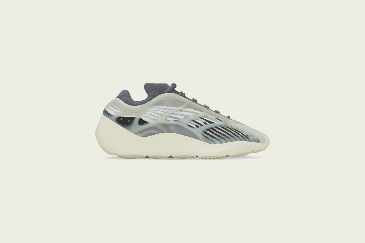 Adidas Originals 700 V3 - Faded Salt