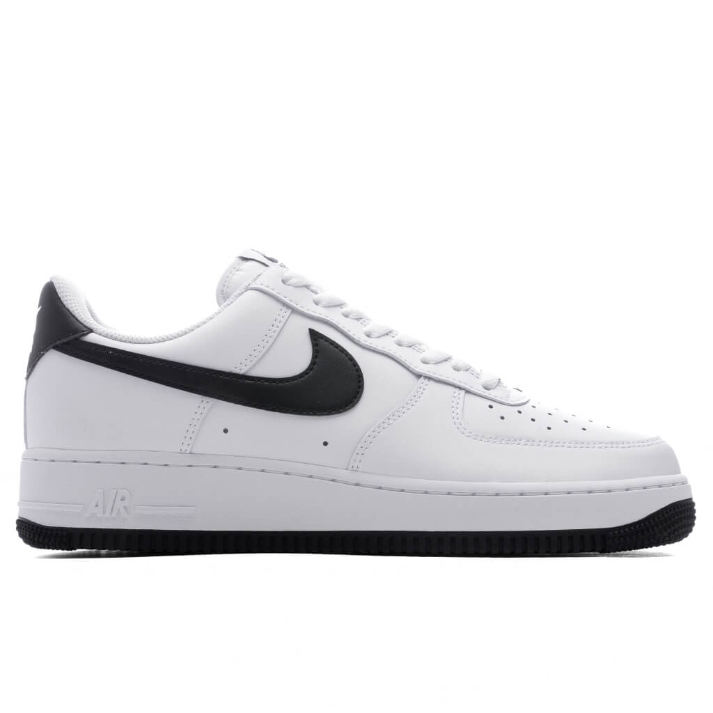 Nike Air Force 1 '07 - White/Black/White