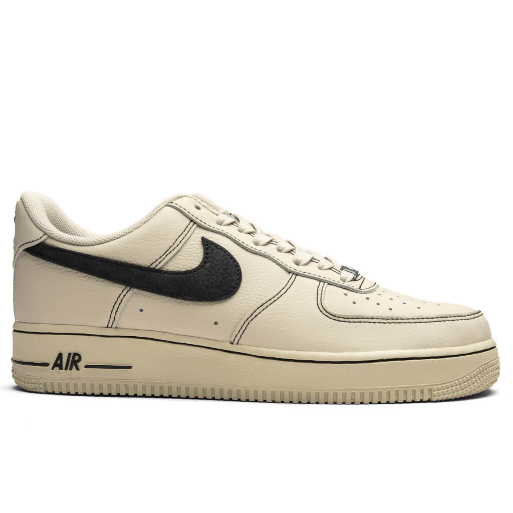 Nike Air Force 1 '07 LV8 - Light Khaki/Black