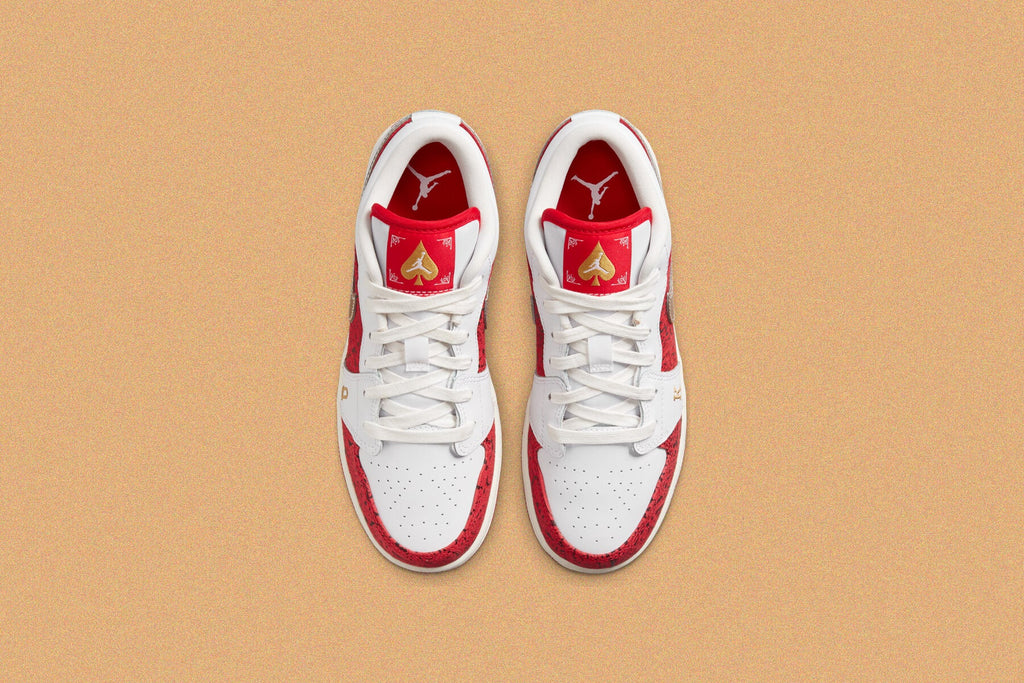 Air Jordan 1 Low SE (GS) - White/Metallic Gold/University Red