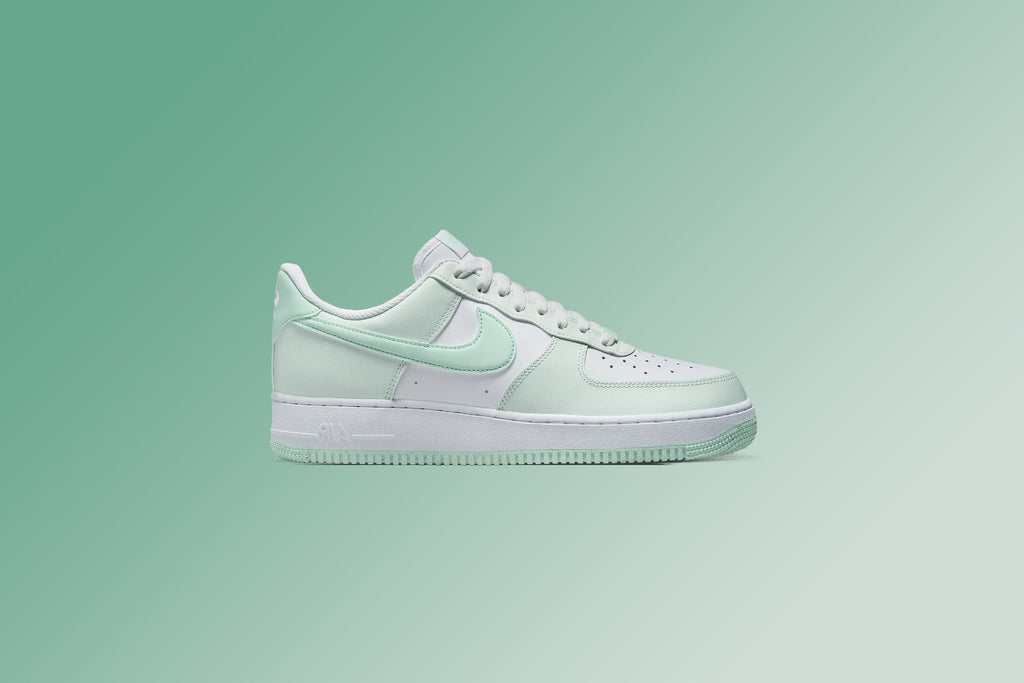 Nike Air Force 1 '07 - Barely Green/Mint Foam/White