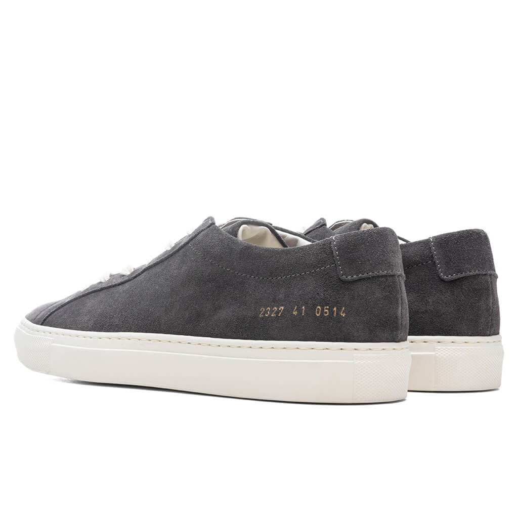 Common Projects Achilles Low in Suede - Washed Black