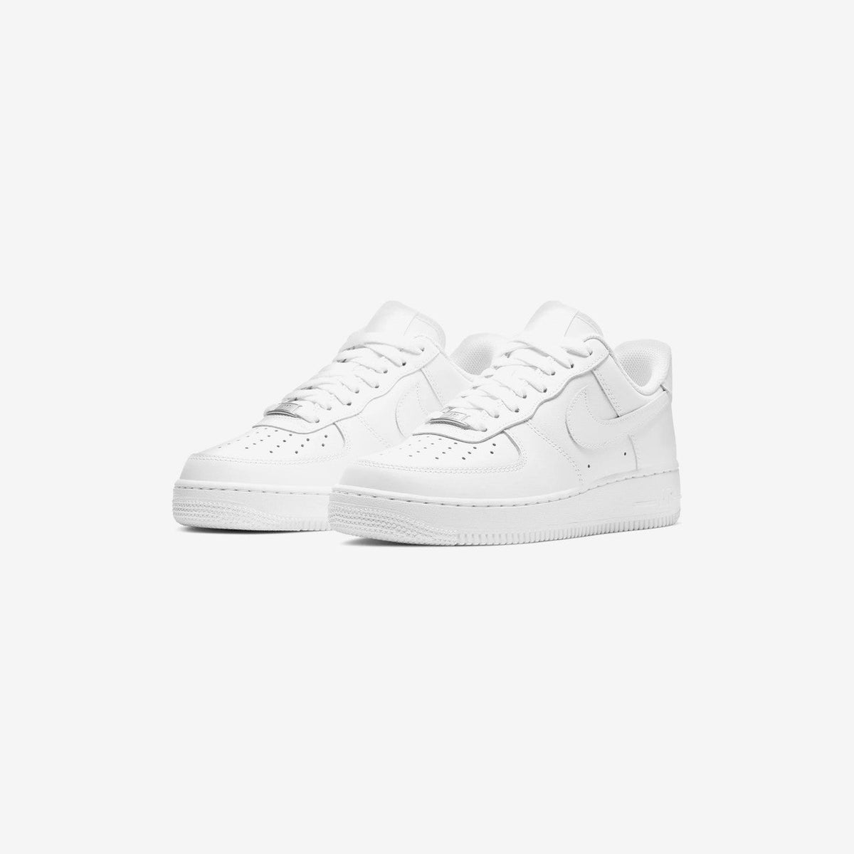 Nike Wmns Air Force 1 '07 "Triple White"