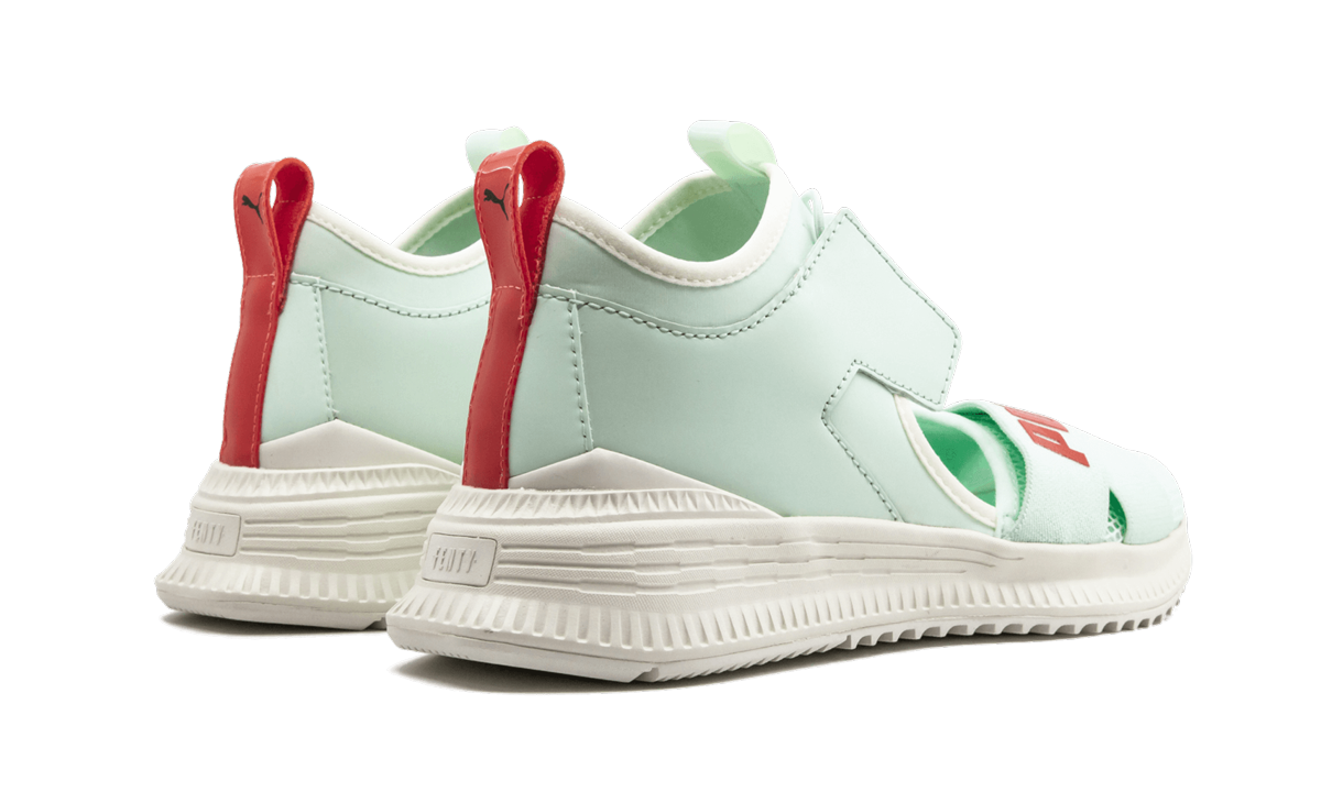 Puma FENTY AVID NS WMNS "Bay Cherry" 367683 05