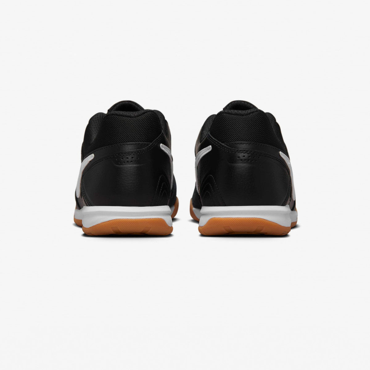 Nike Gato