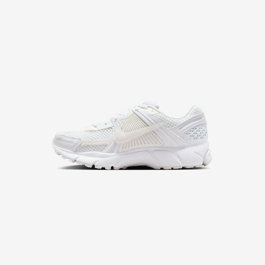 Nike Wmns Zoom Vomero 5 SE