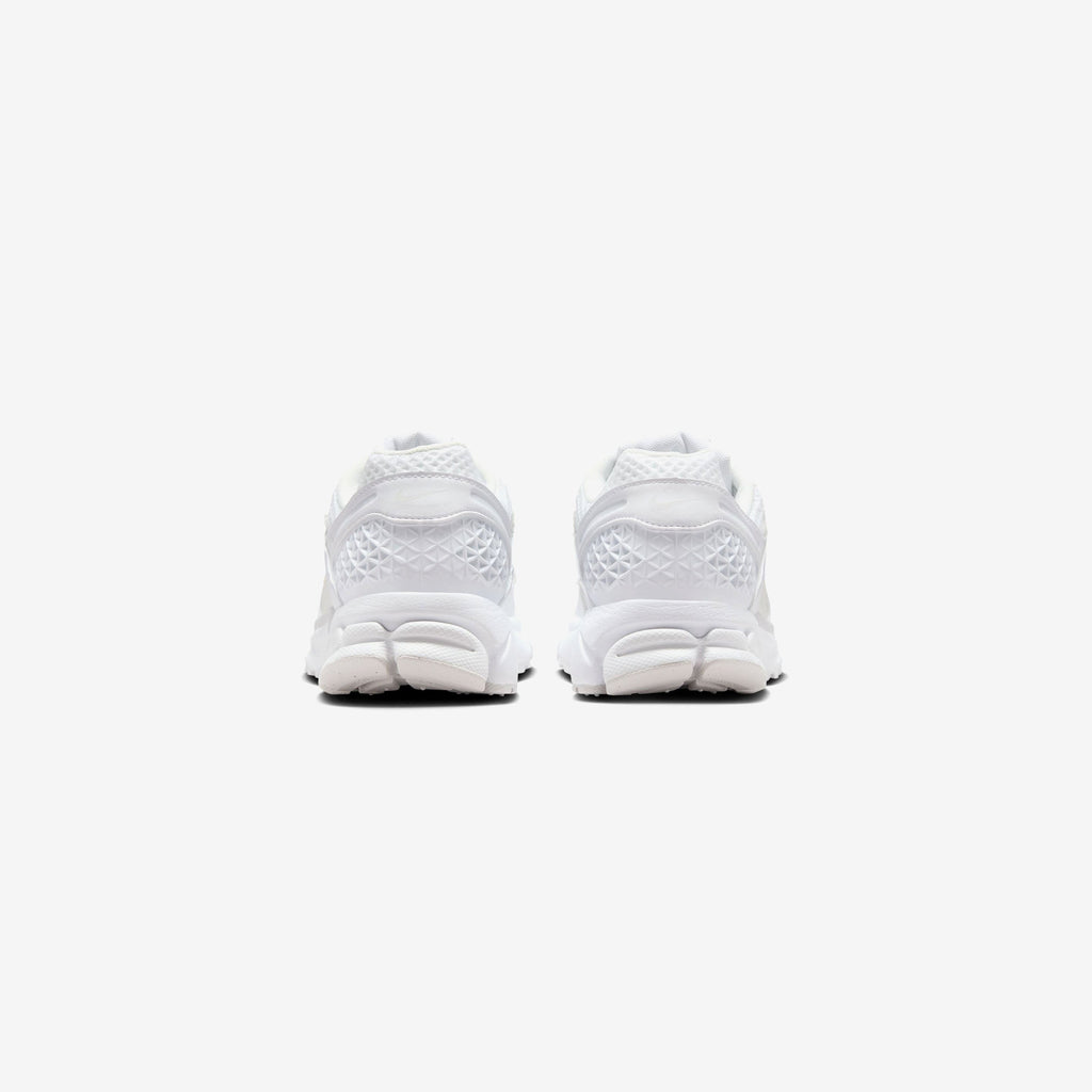Nike Wmns Zoom Vomero 5 SE