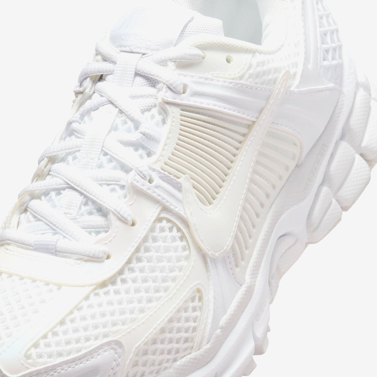 Nike Wmns Zoom Vomero 5 SE