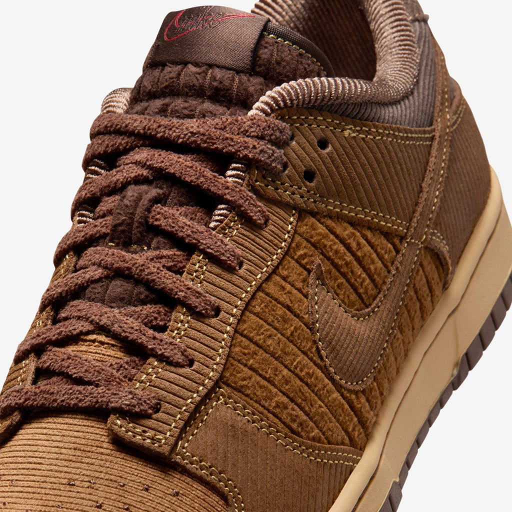 Nike Dunk Low Retro Premium