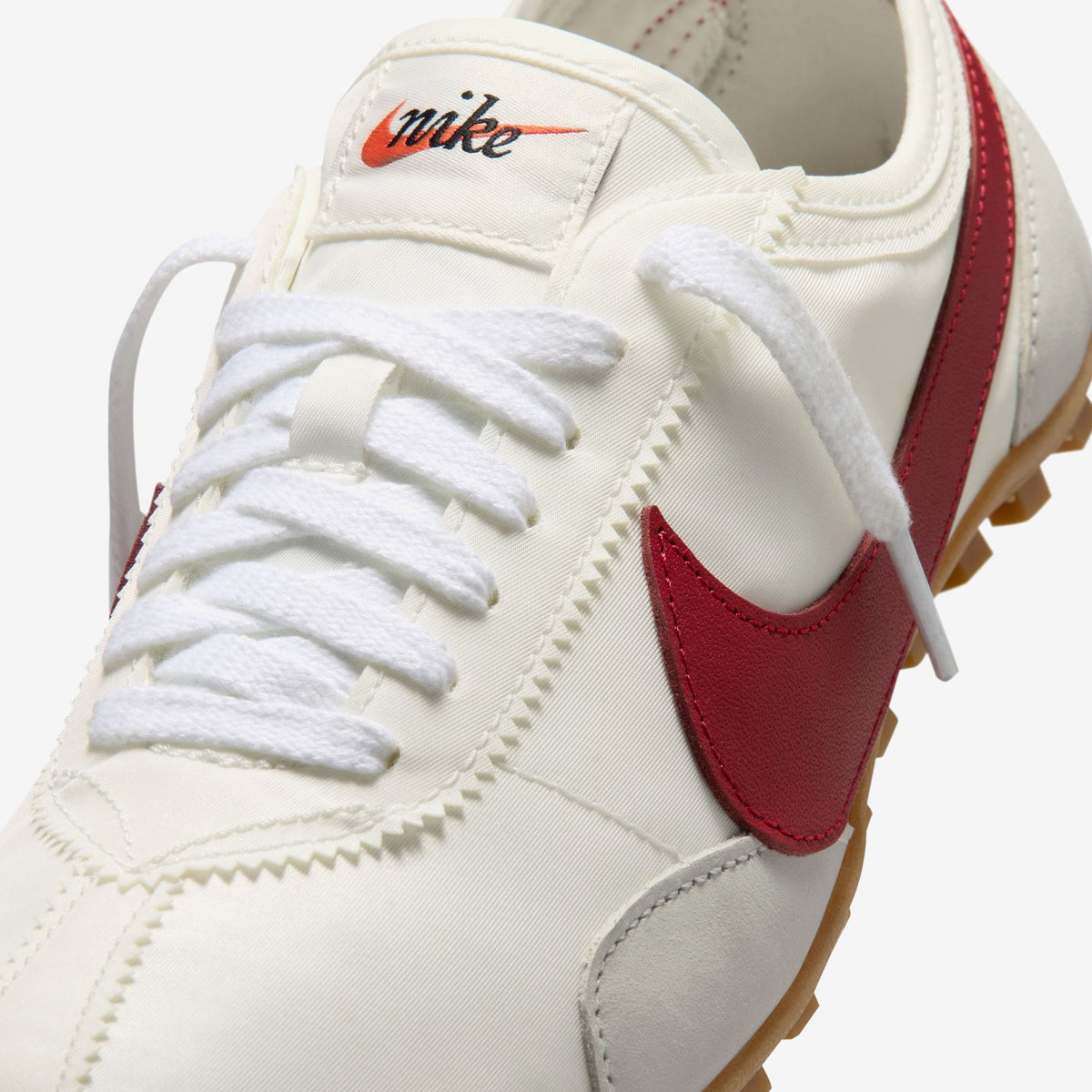 Nike Wmns Moon Shoe