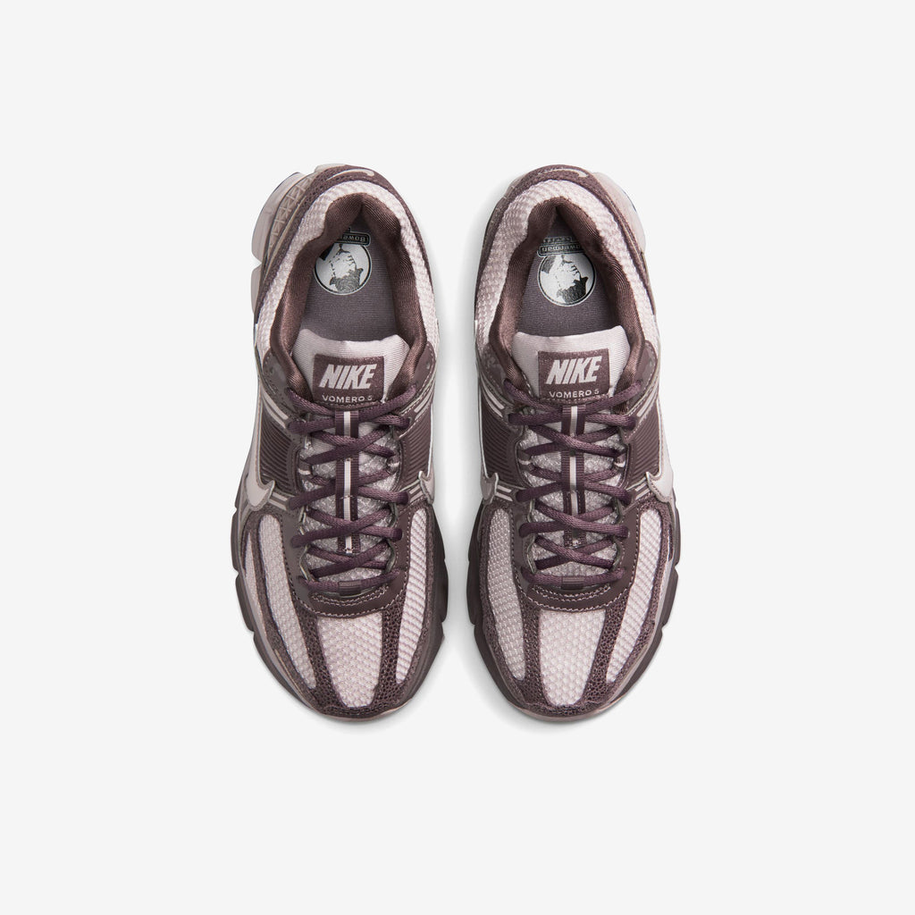 Nike Wmns Zoom Vomero 5