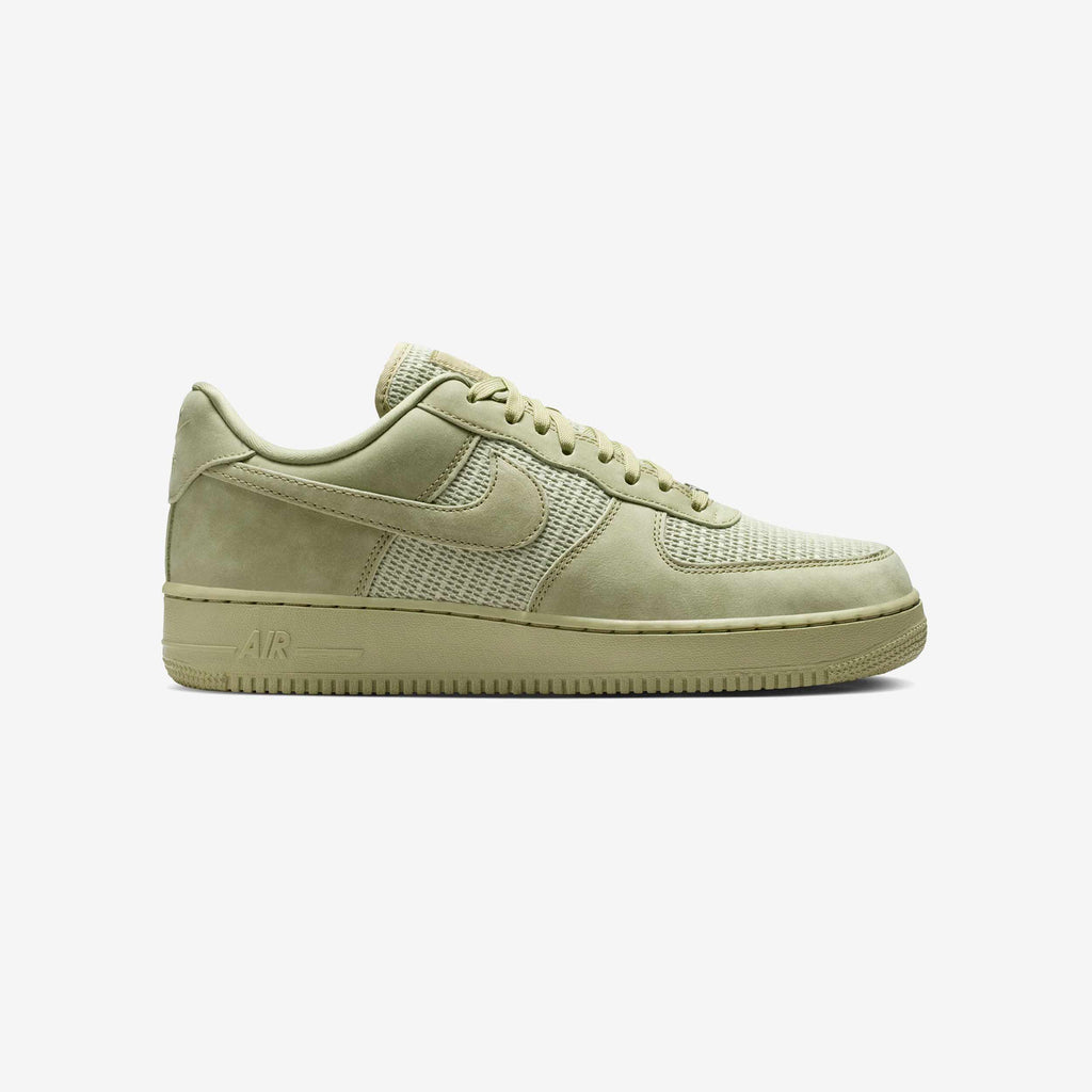 Nike Air Force 1 '07 Lv8