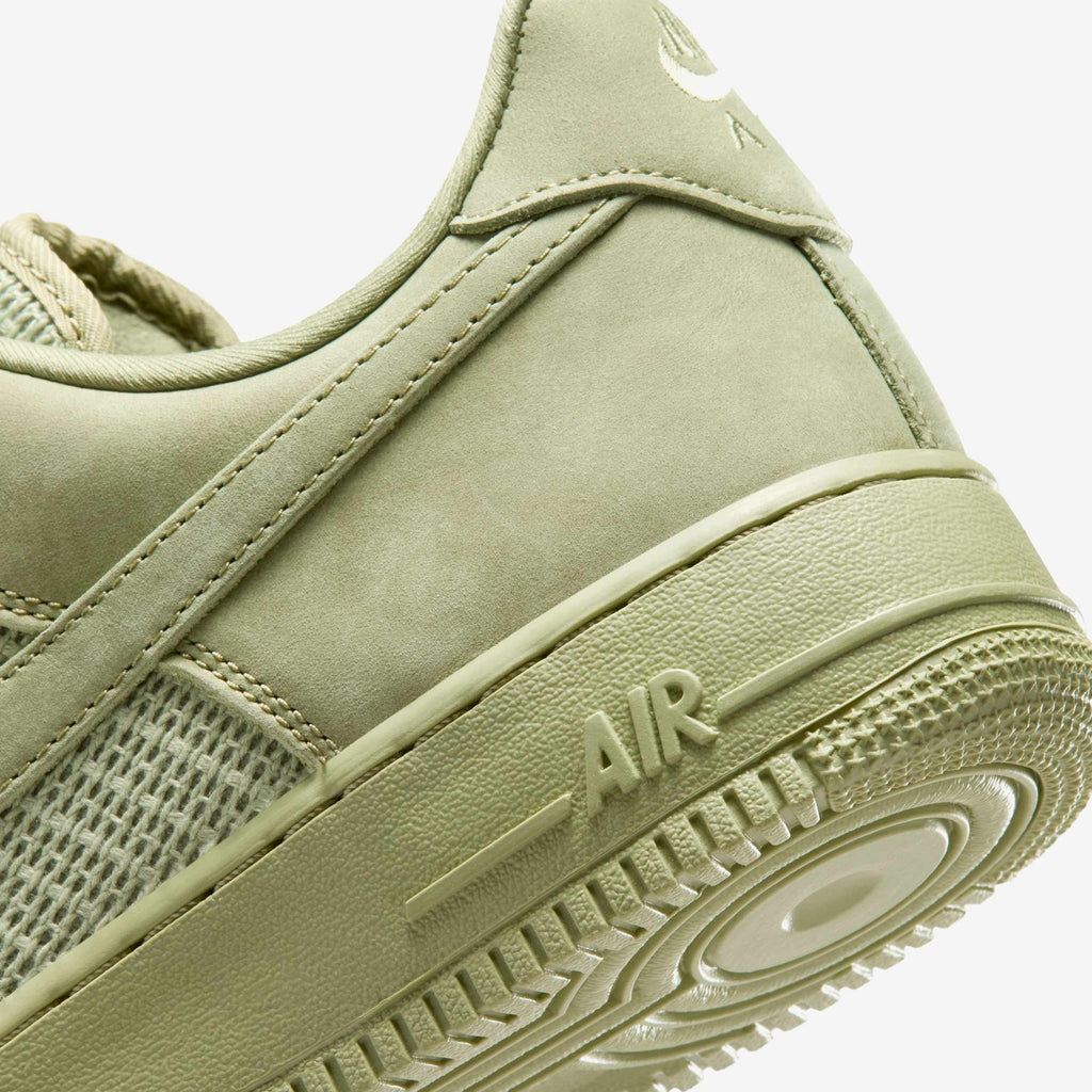 Nike Air Force 1 '07 Lv8
