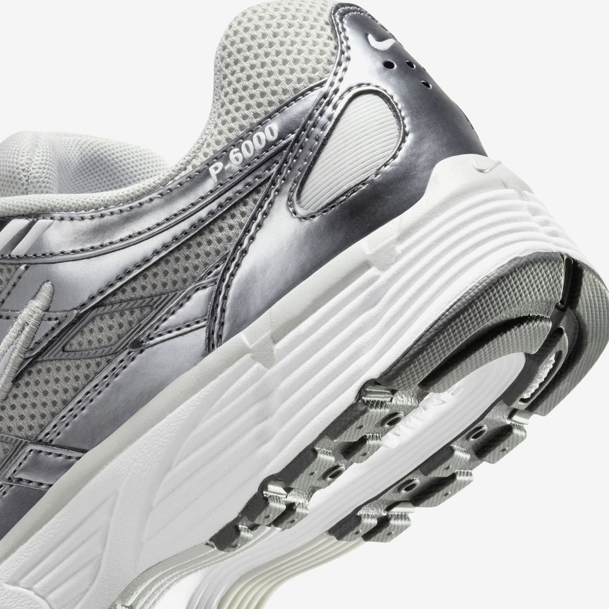 Nike Wmns P-6000