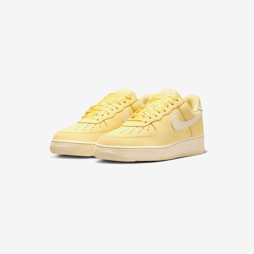 Nike Air Force 1 Retro Premium
