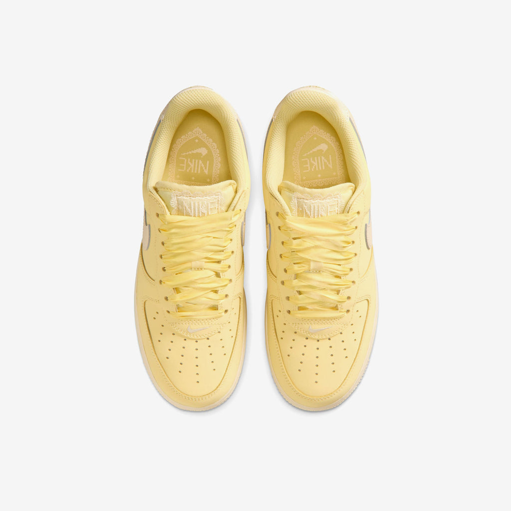 Nike Air Force 1 Retro Premium