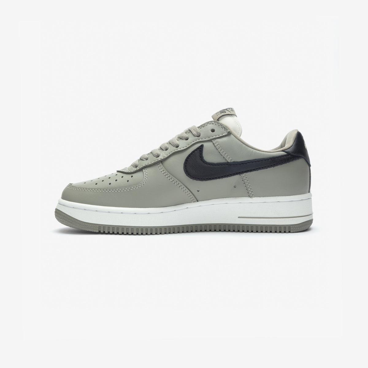 Nike Air Force 1 '01