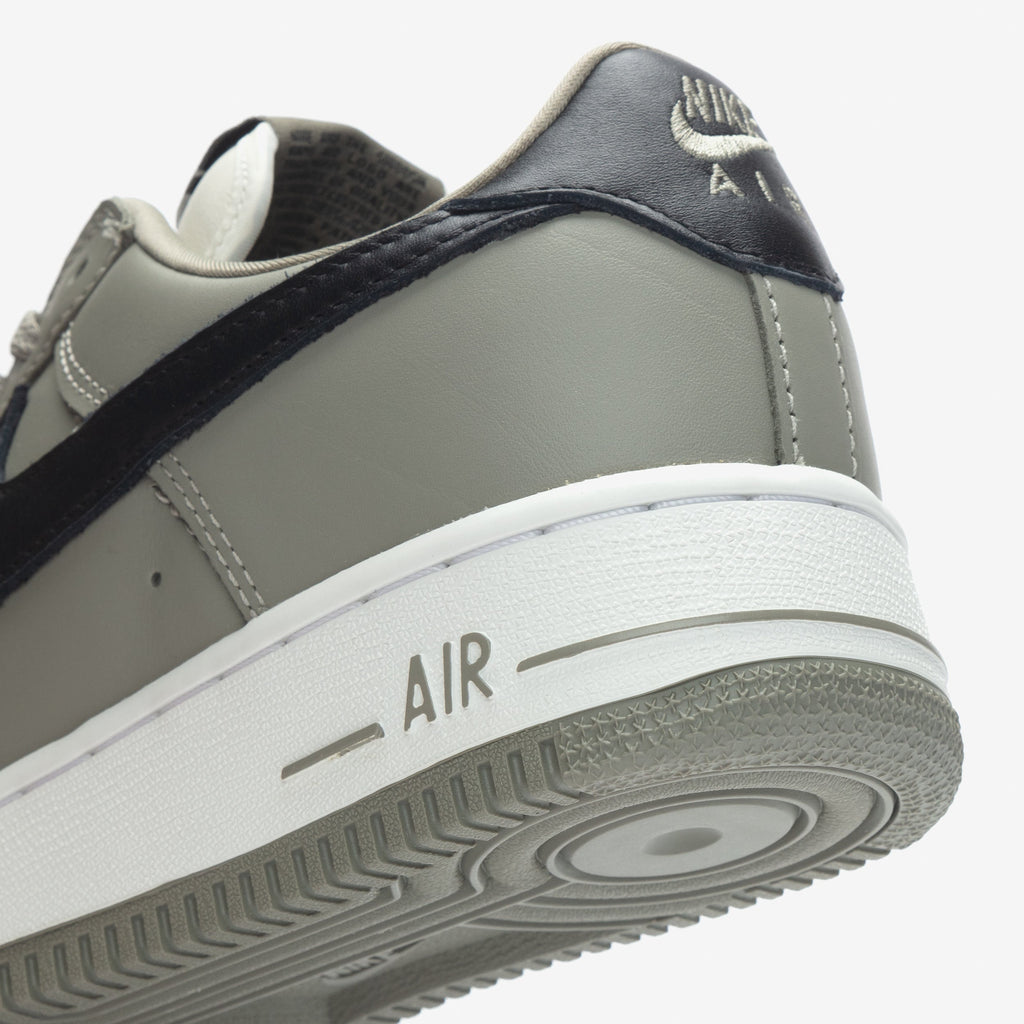 Nike Air Force 1 '01
