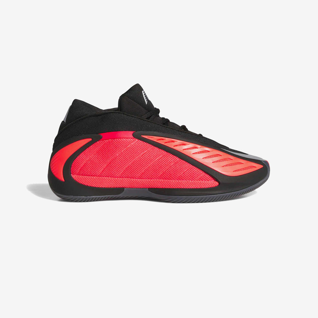 adidas A.E 2