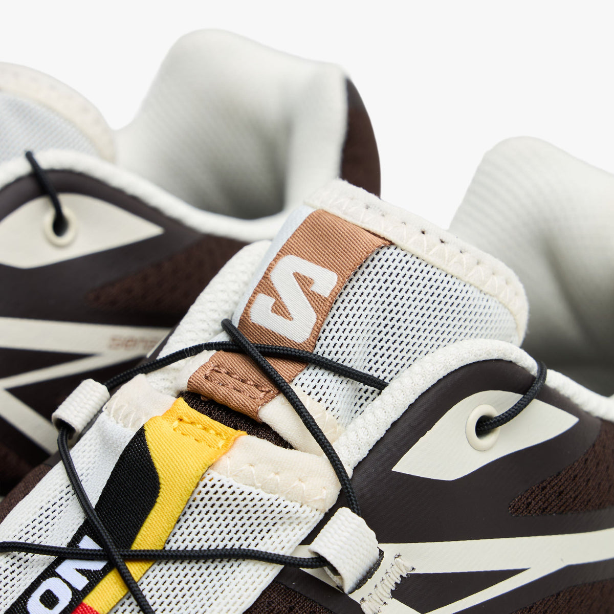 Salomon XT-6 Black Coffee / Burro