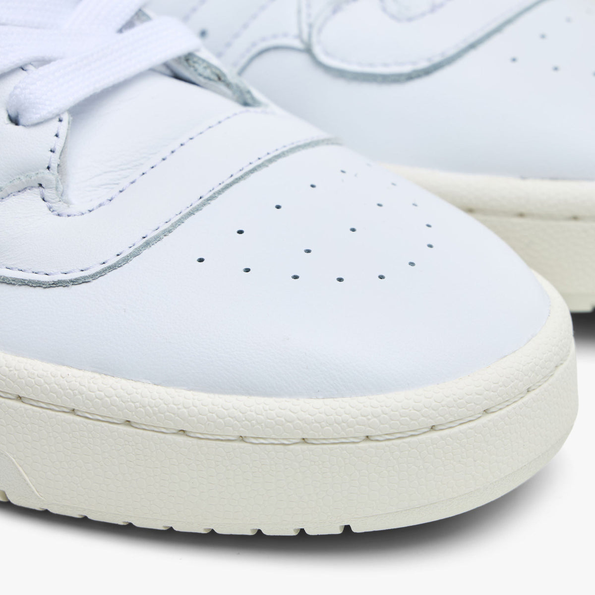 adidas Powerphase White / Power Green