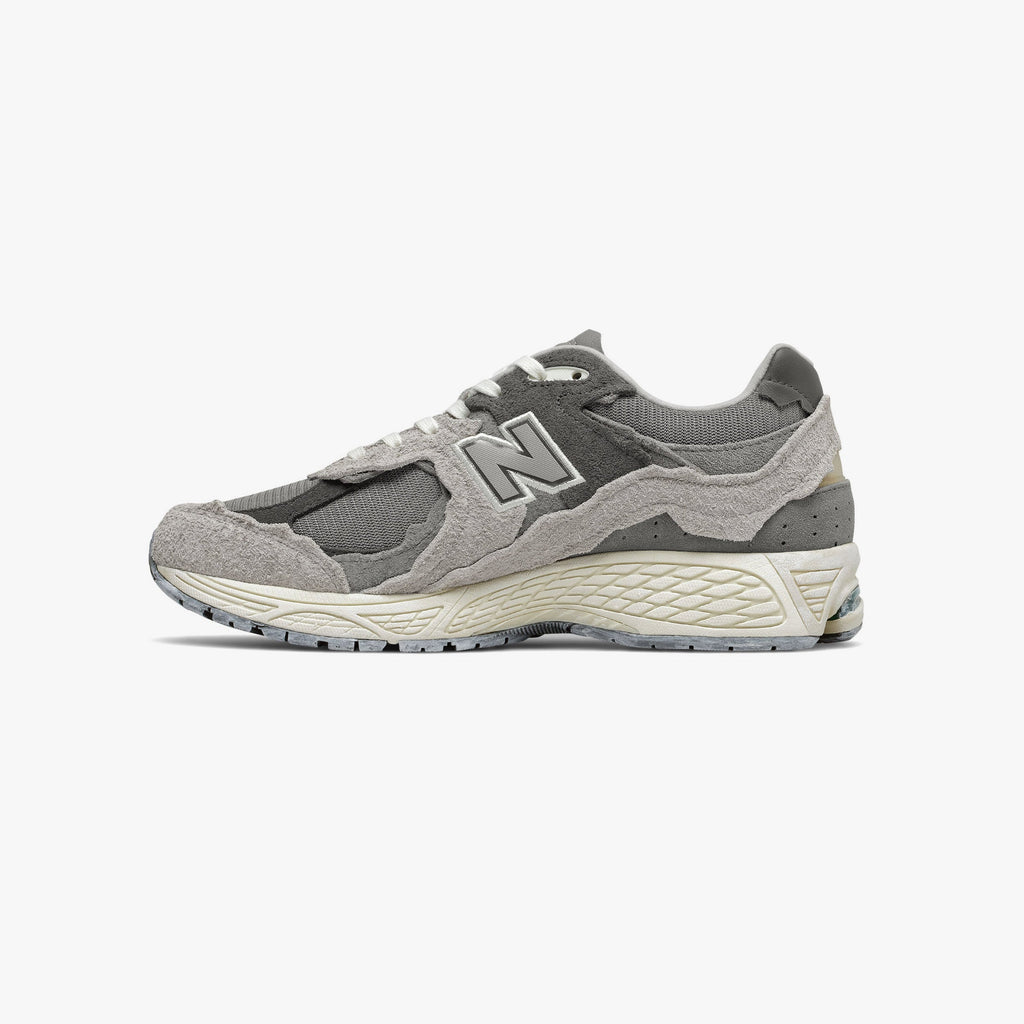 New Balance 2002R