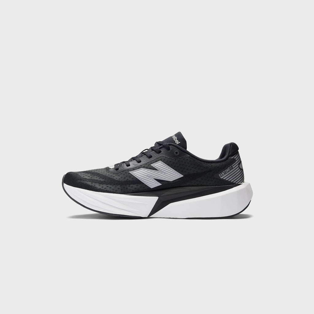 New Balance FuelCell Rebel v5 - Black / White