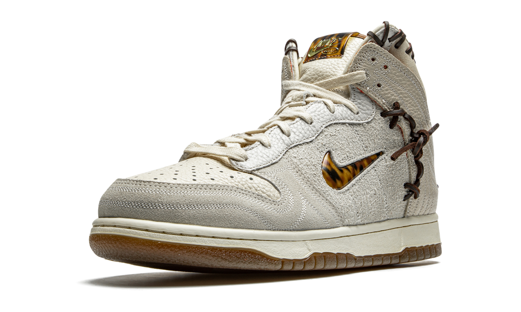 Nike Dunk High "Bodega - Friends & Family" CZ8125 100