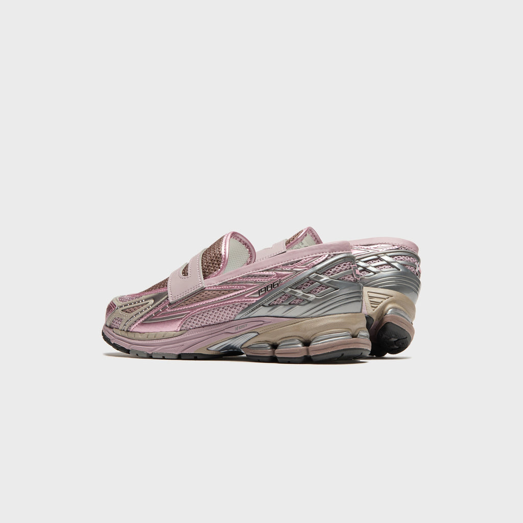 New Balance 1906 Loafer - Pink /  Metallic Silver