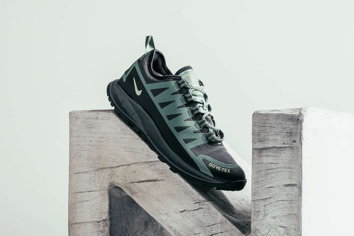 Nike ACG Air Nasu GORE-TEX - Clay Green/Olive Aura