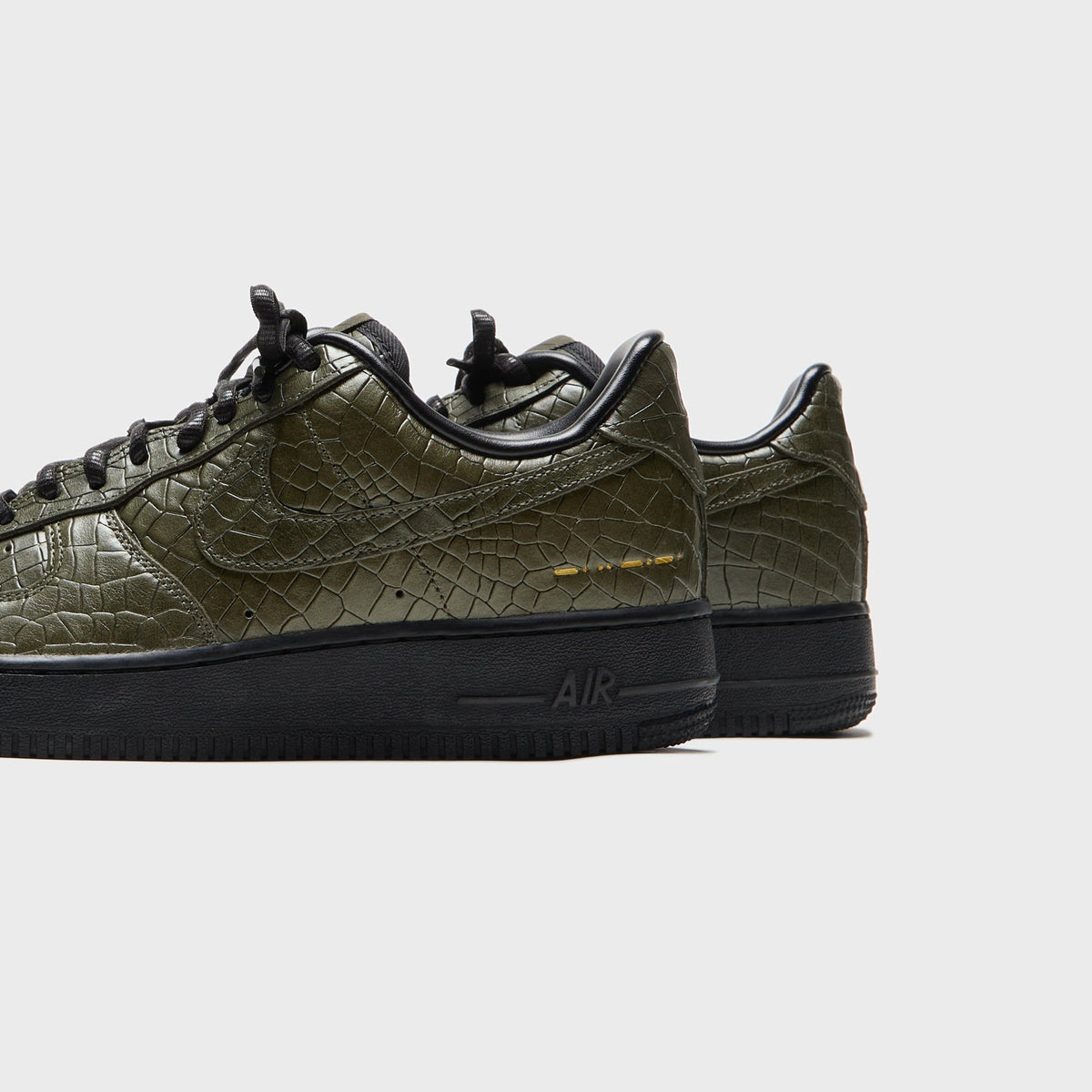 Nike Air Force 1 '07 Premium - Cargo Khaki / Cargo Khaki / Black