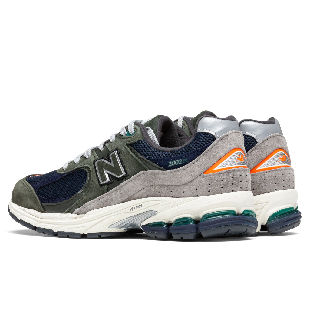 New Balance 2002R - Defense Green