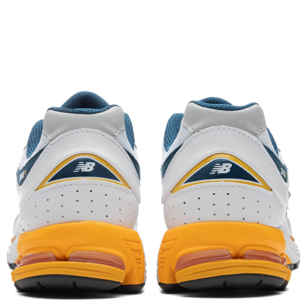 New Balance 2002R - NB White