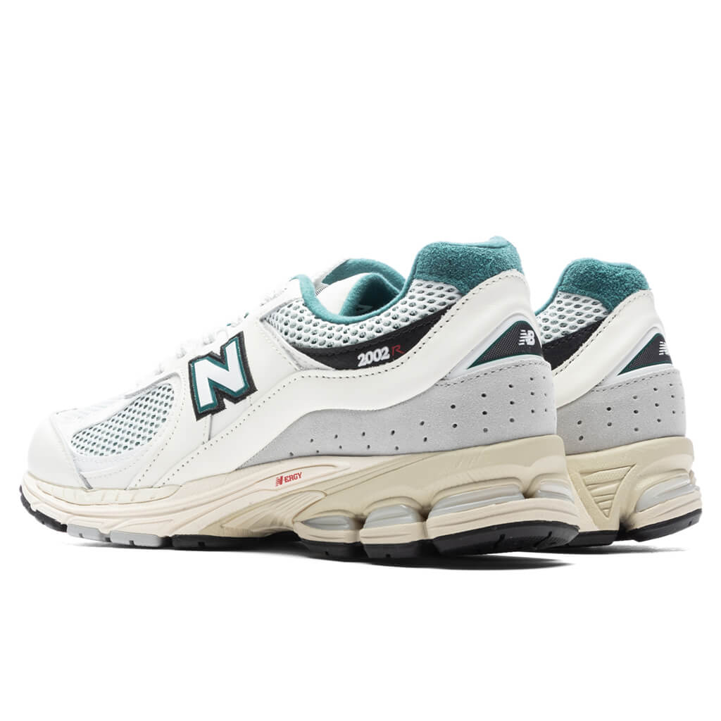 New Balance 2002R - Sea Salt/Vintage Teal