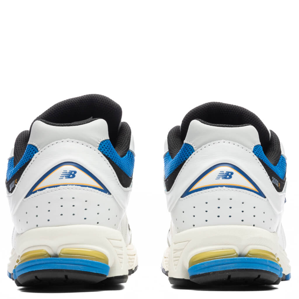 New Balance 2002R - White/Vibrant Apricot